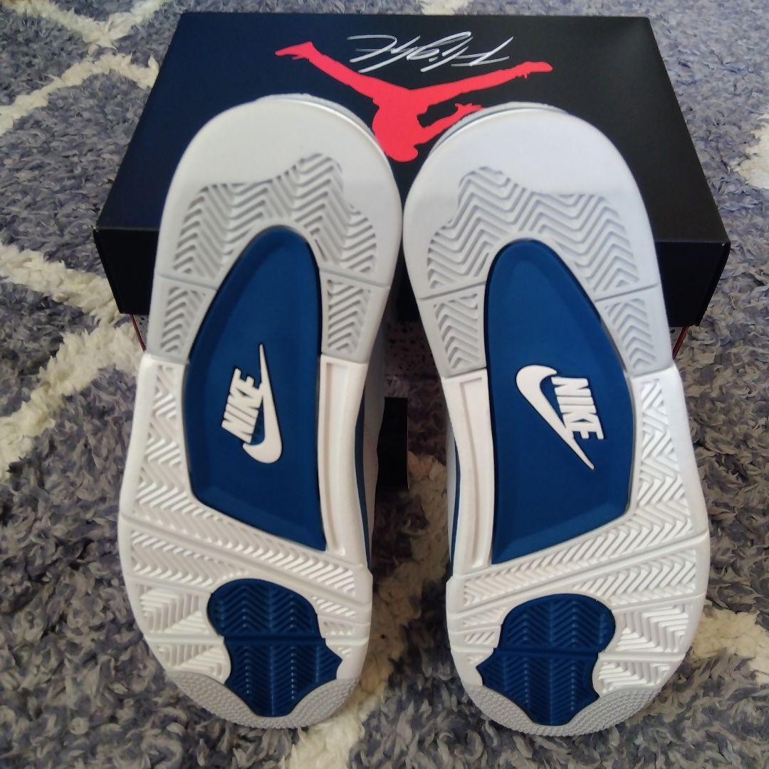 Nike Air Jordan 4 Retro ホワイト/ブルー