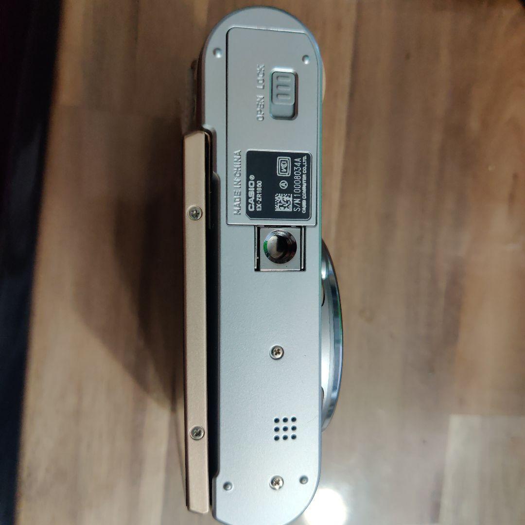 CASIO 　ZR1800　EXILIM コンパクトデジタルカメラ