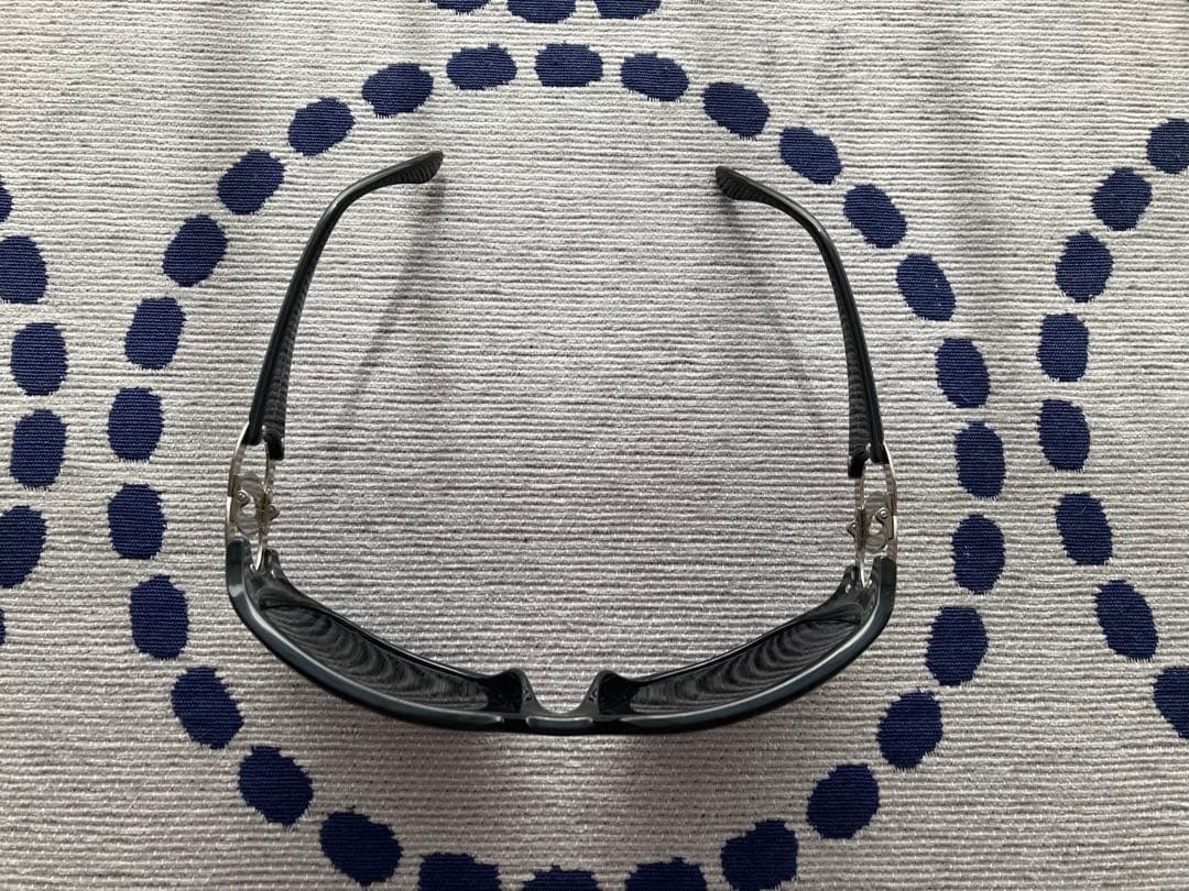 CHANELサングラス　希少シルバー色