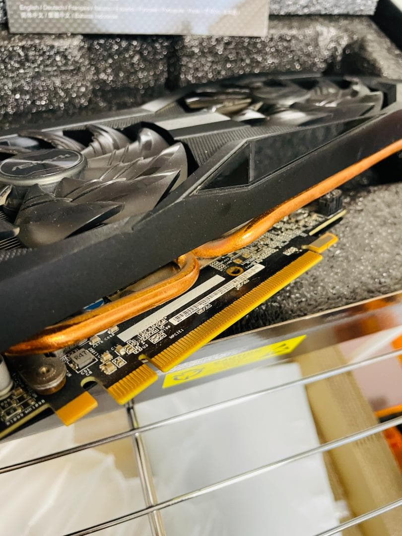 グラフィックボード・グラボ・ビデオカード AMD Radeon RX 6600 ASRock Challenger 8GB