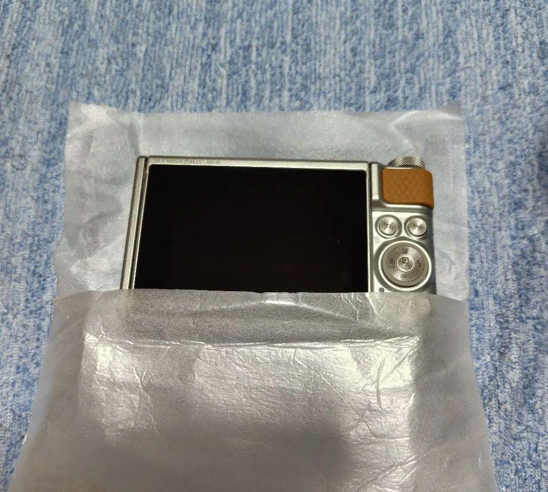 Canon　キャノン　 PowerShot SX740 HS 本体　シルバー