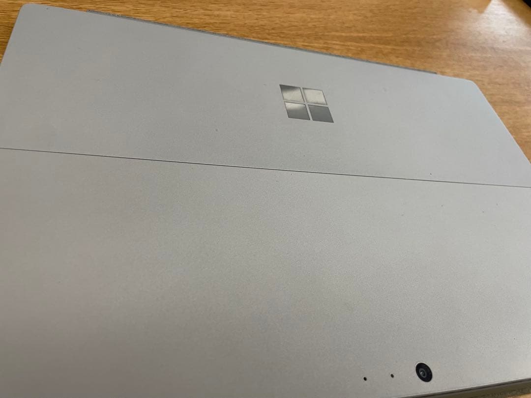 追記あり　Microsoft Surface 6 Pro 本体 + キーボード