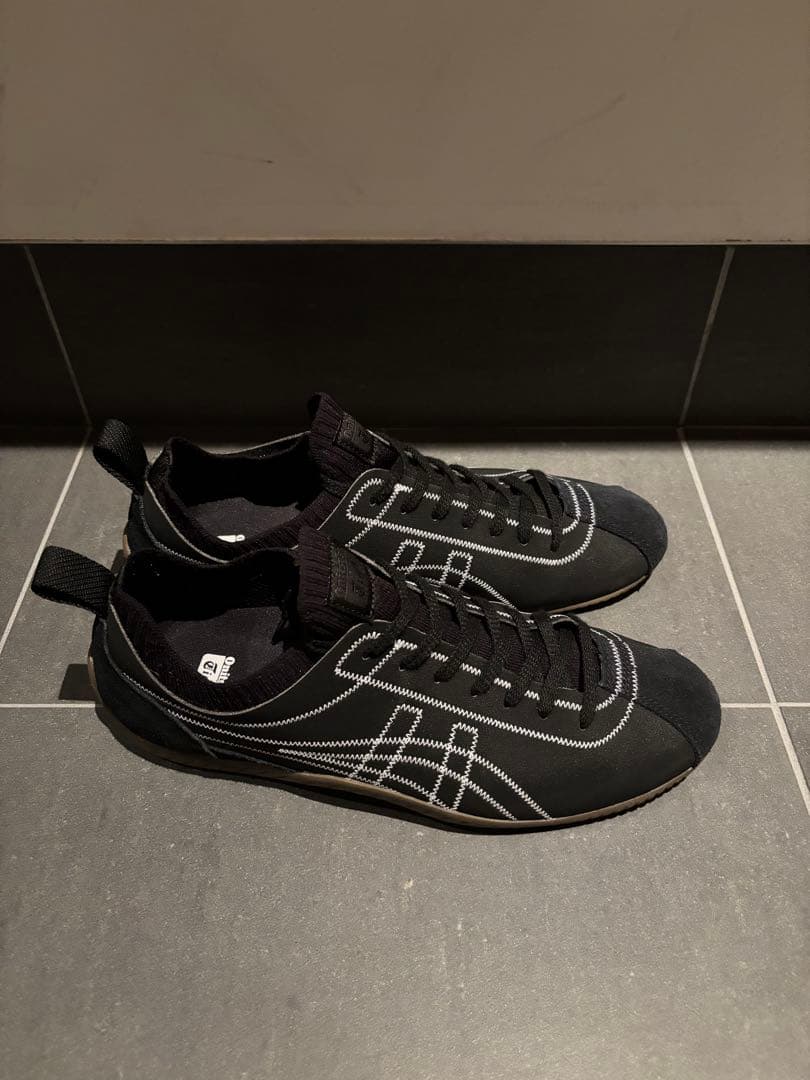 オニツカタイガー スクロウ 27.5