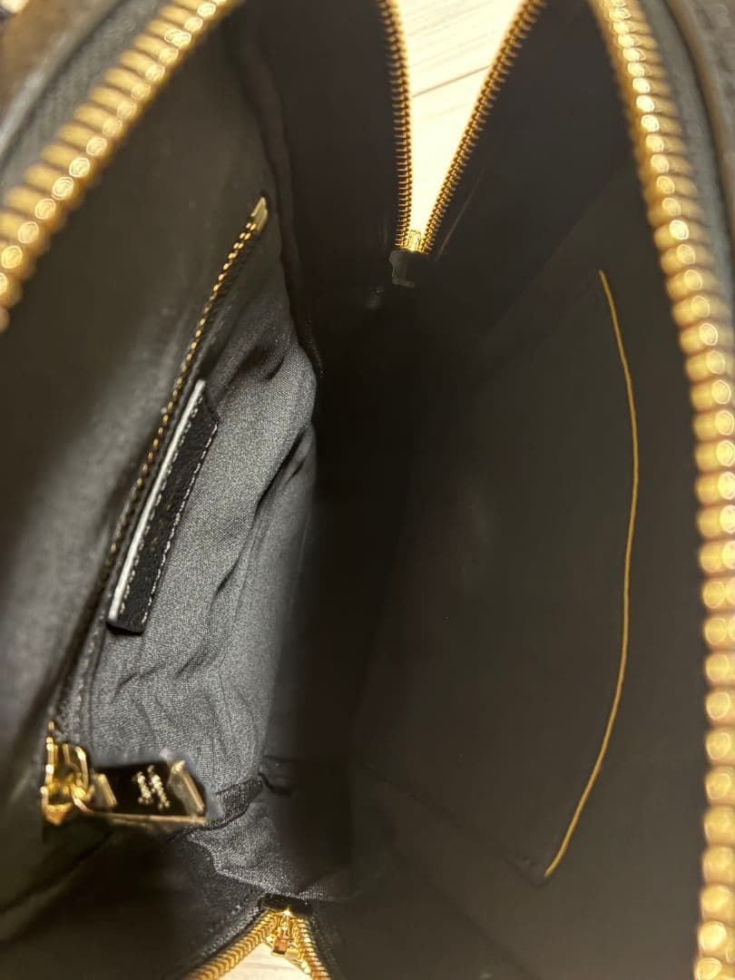 y*4様 Paul Smith 黒 レザー ショルダーバッグ