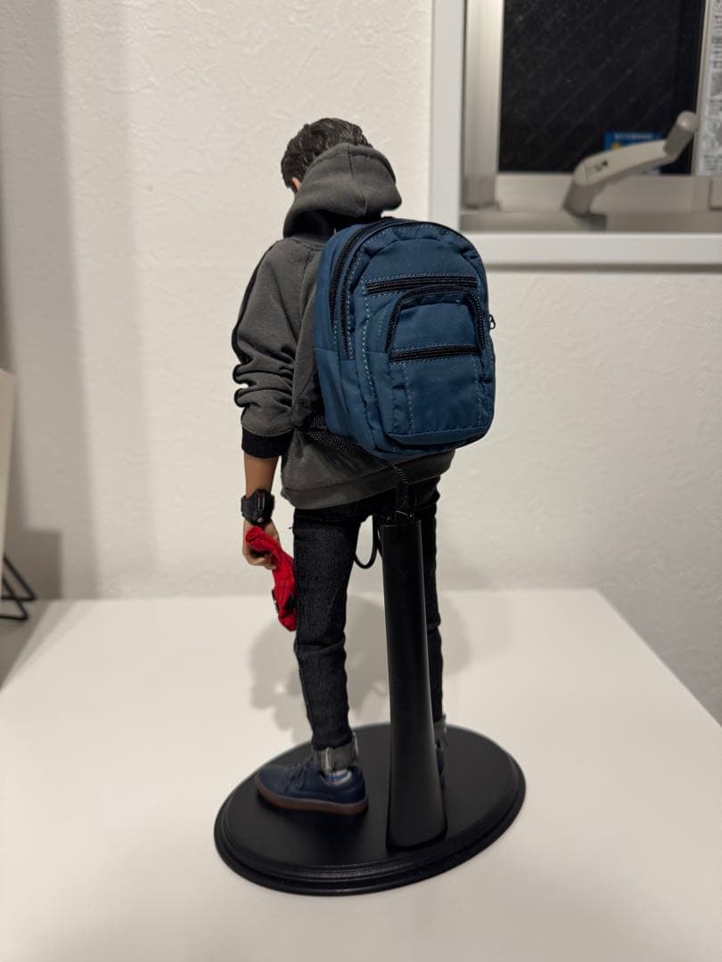 ホットトイズ スパイダーマン　トムホランド