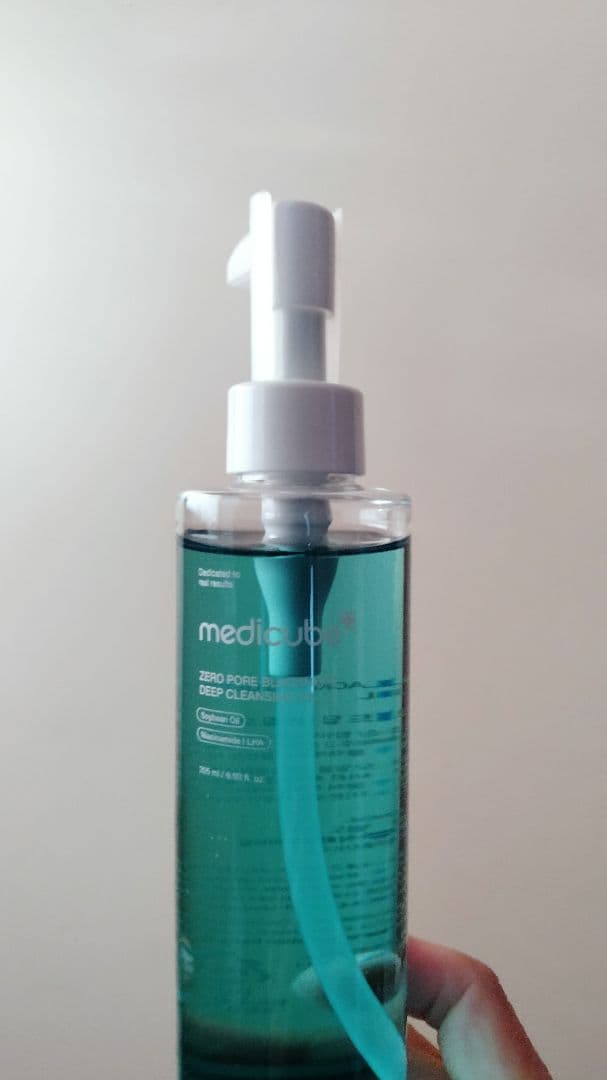 新品含　medicubeメディキューブ 美顔器３点＆スキンケア 5点セット