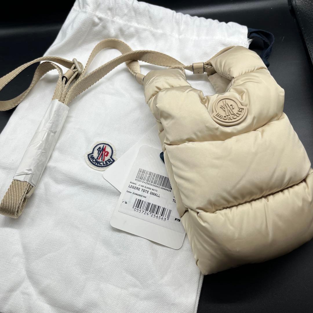 新品未使用 MONCLER ボディバッグ ショルダーバッグ　LEGERE