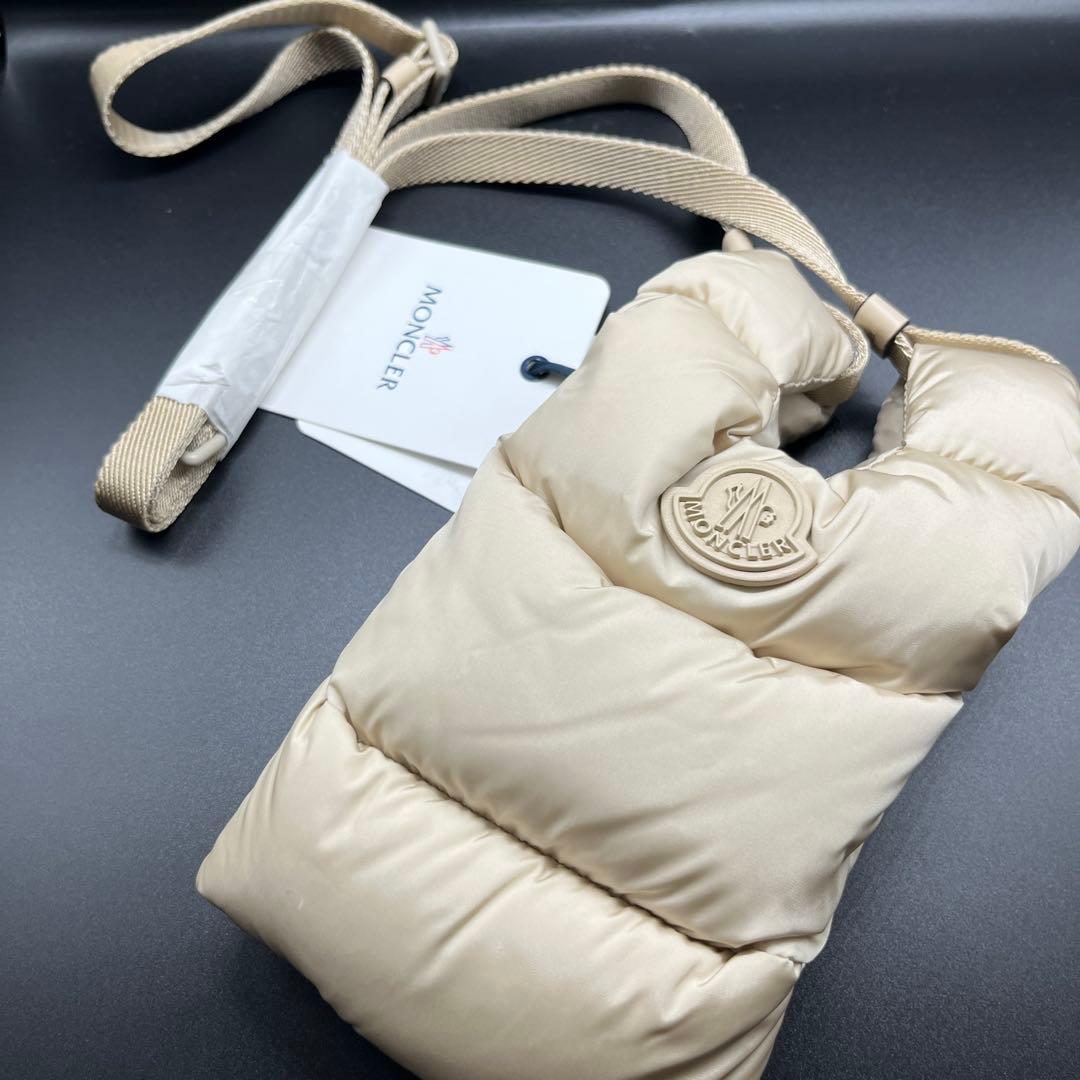 新品未使用 MONCLER ボディバッグ ショルダーバッグ　LEGERE