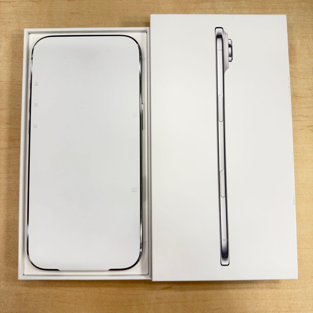 【新品交換品】Apple iPhone Air 256GB ホワイト　おまけあり