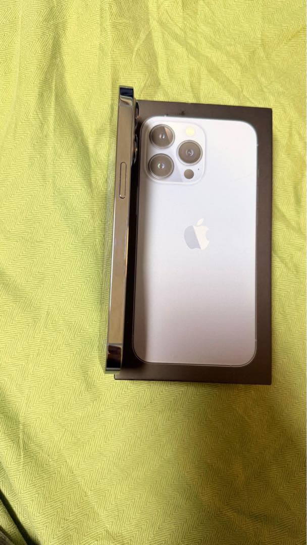 Apple iPhone 13 Pro シルバー 本体 箱付き