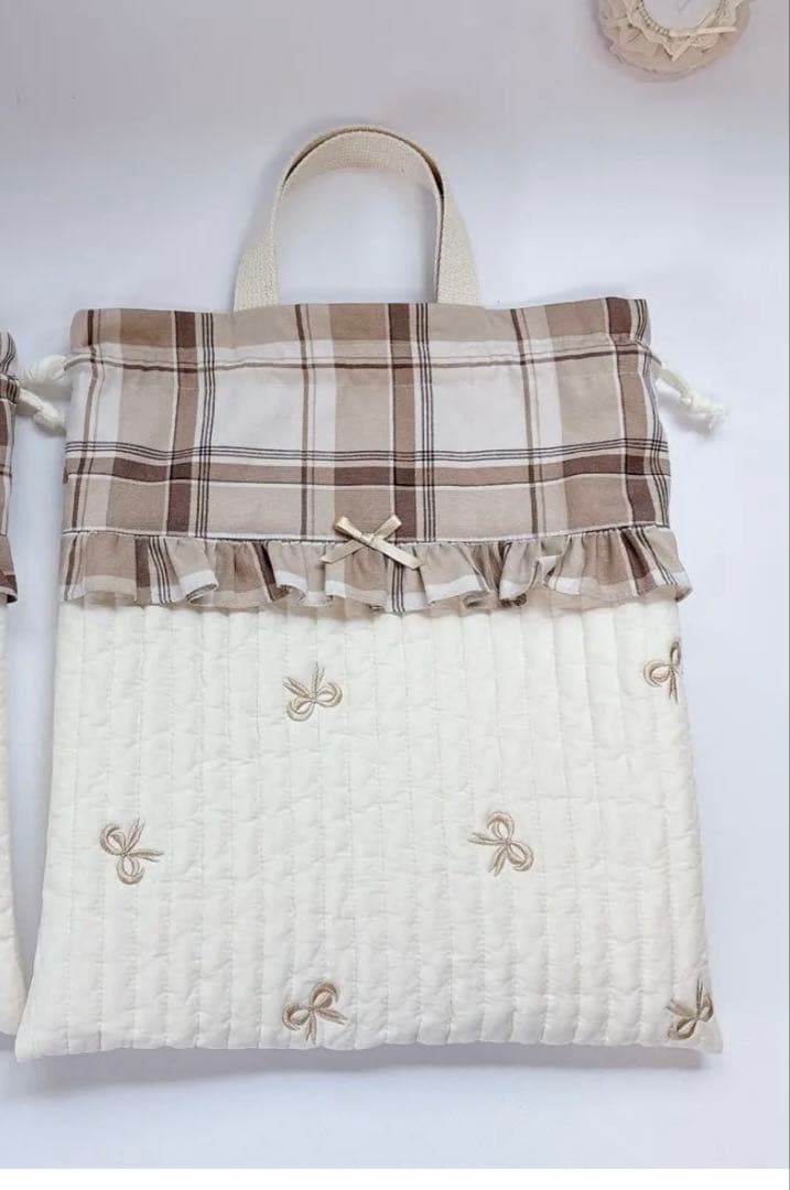 みむむ様　ハート　ヌビ　　刺繍生地　レッスンバッグ　上履き袋　コップ袋　お弁当袋