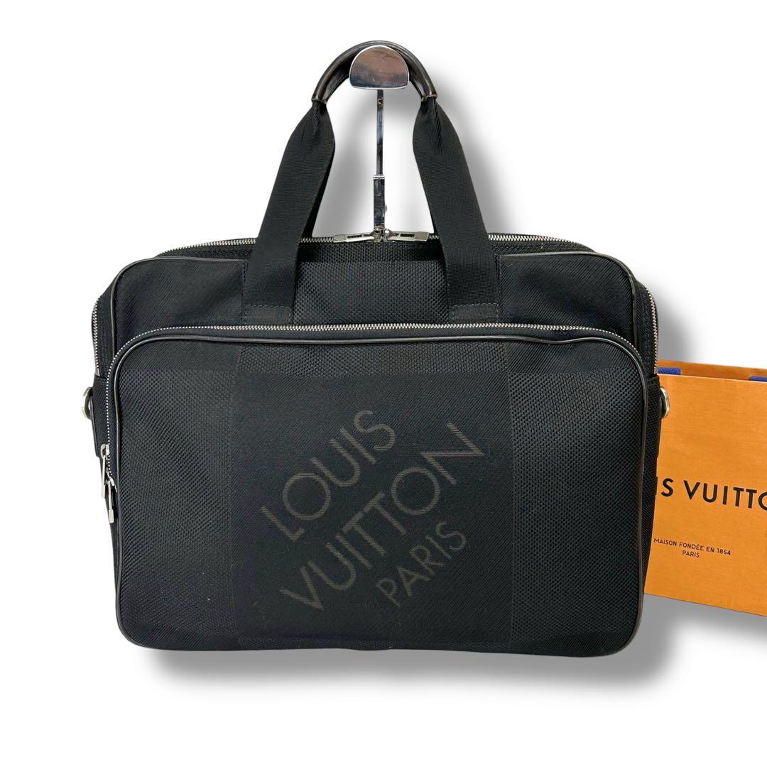 ルイヴィトン　ビジネスバッグ　ブラック　アソシエGM ダミエジュアン