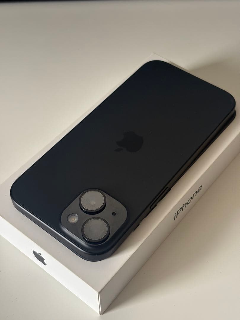 iPhone 15 256GB SIMフリー 98%