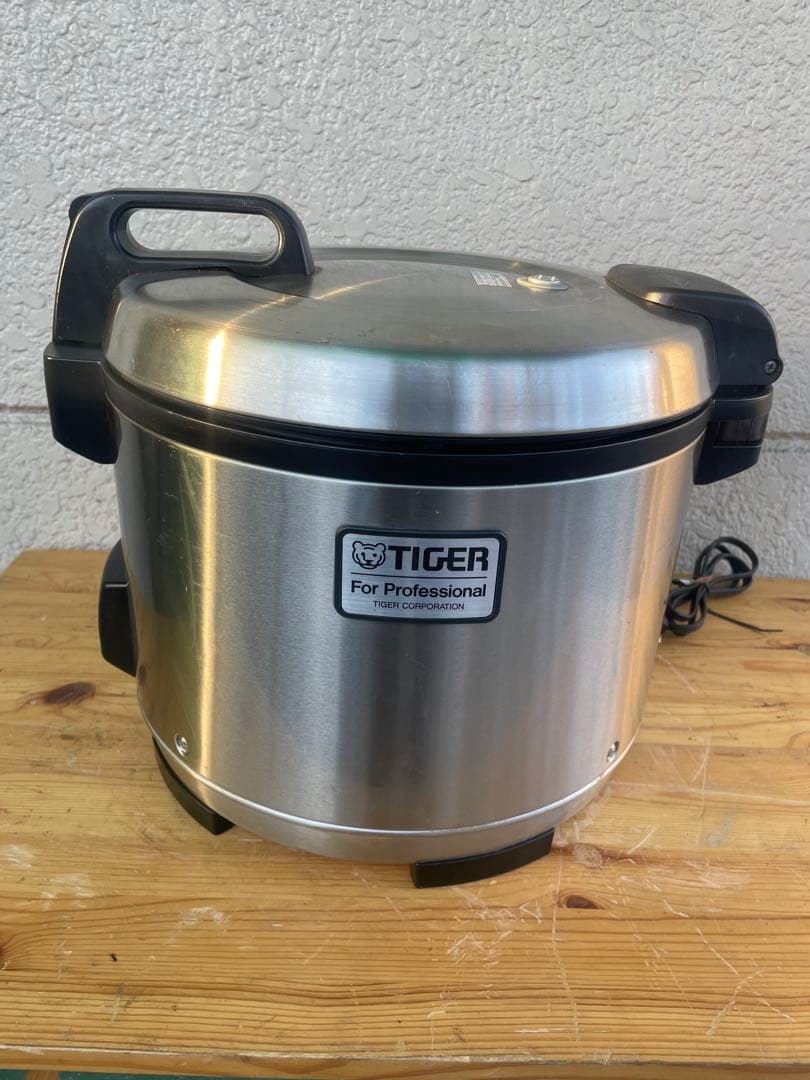 【リユース品】TIGER　タイガー　業務用炊飯器　JNO-A270 2012年式
