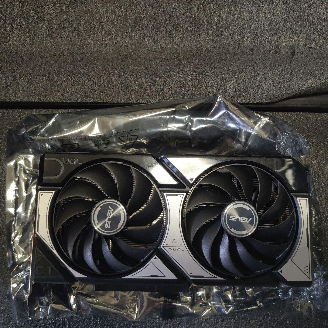 グラフィックボード・グラボ・ビデオカード ASUS GeForce RTX 5060 Ti 16GB OC Edition