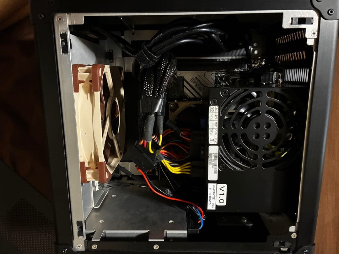 LIAN LI PC-TU100(グラボ・SSD以外のパーツ付き)