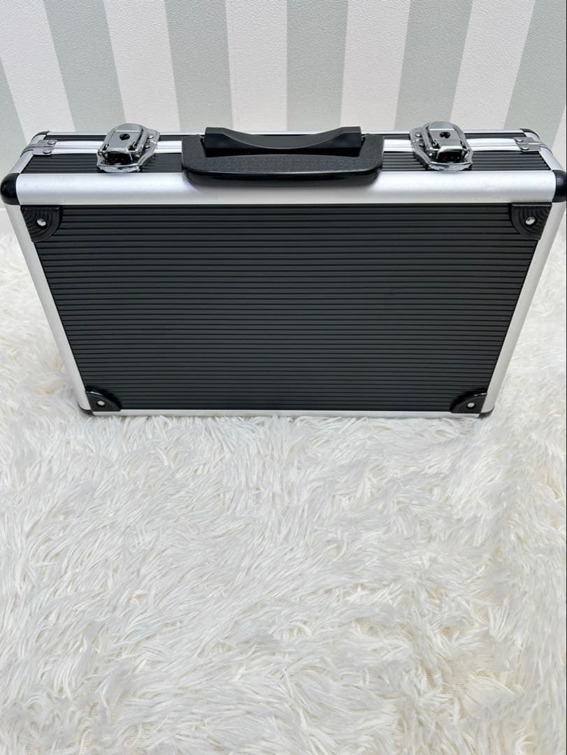 新品　ドリームボックス ベイブレードX アタッシュケース　ロゴプレート　小サイズ