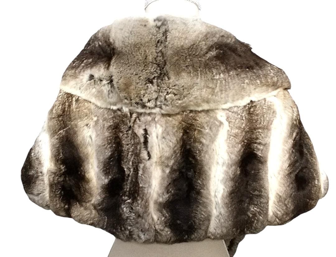 チンチラ　毛皮　大判ショール　　ファーストール　ふわふわ