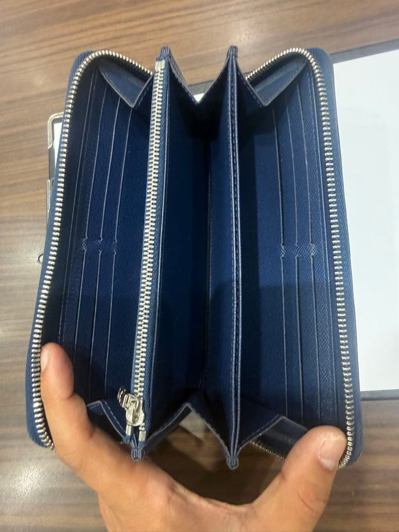 エピレザー ネイビー 長財布