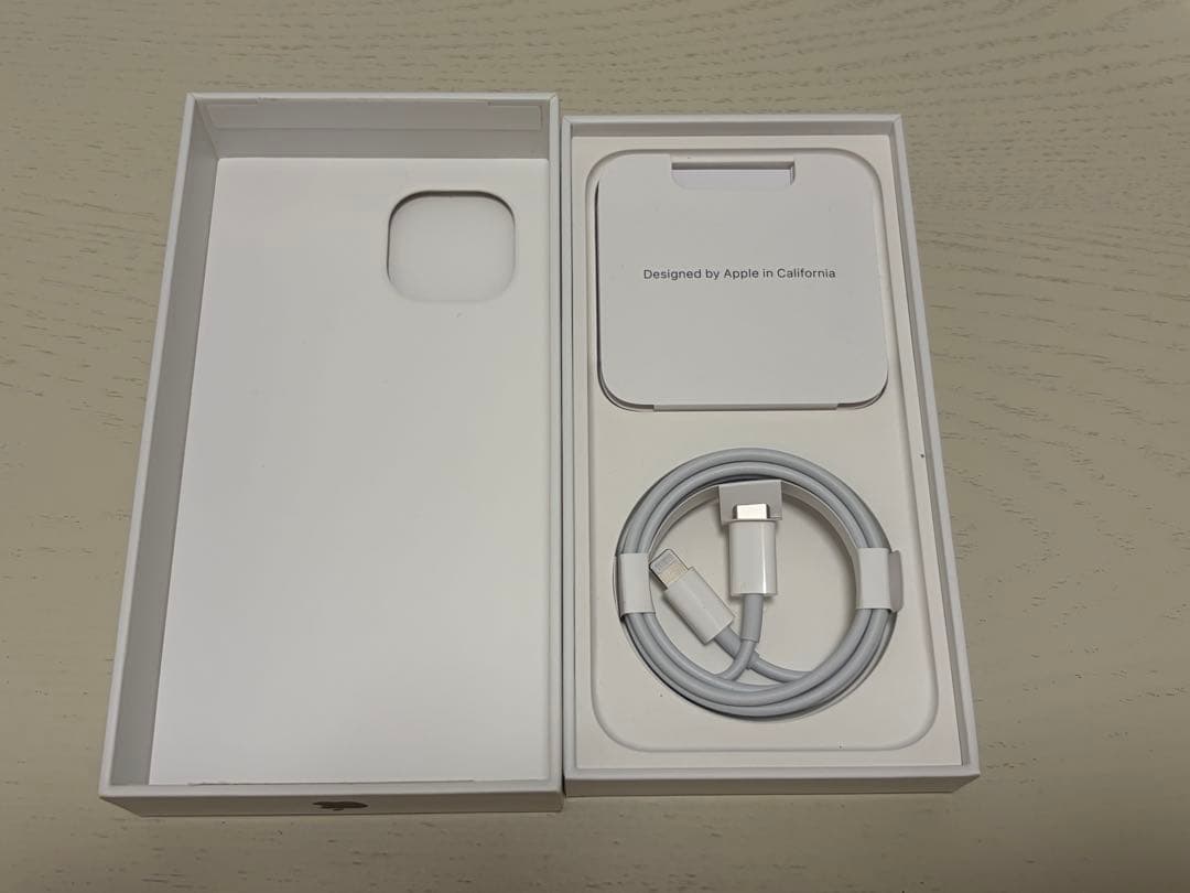 iPhone 14 ミッドナイト 本体　SIMフリー