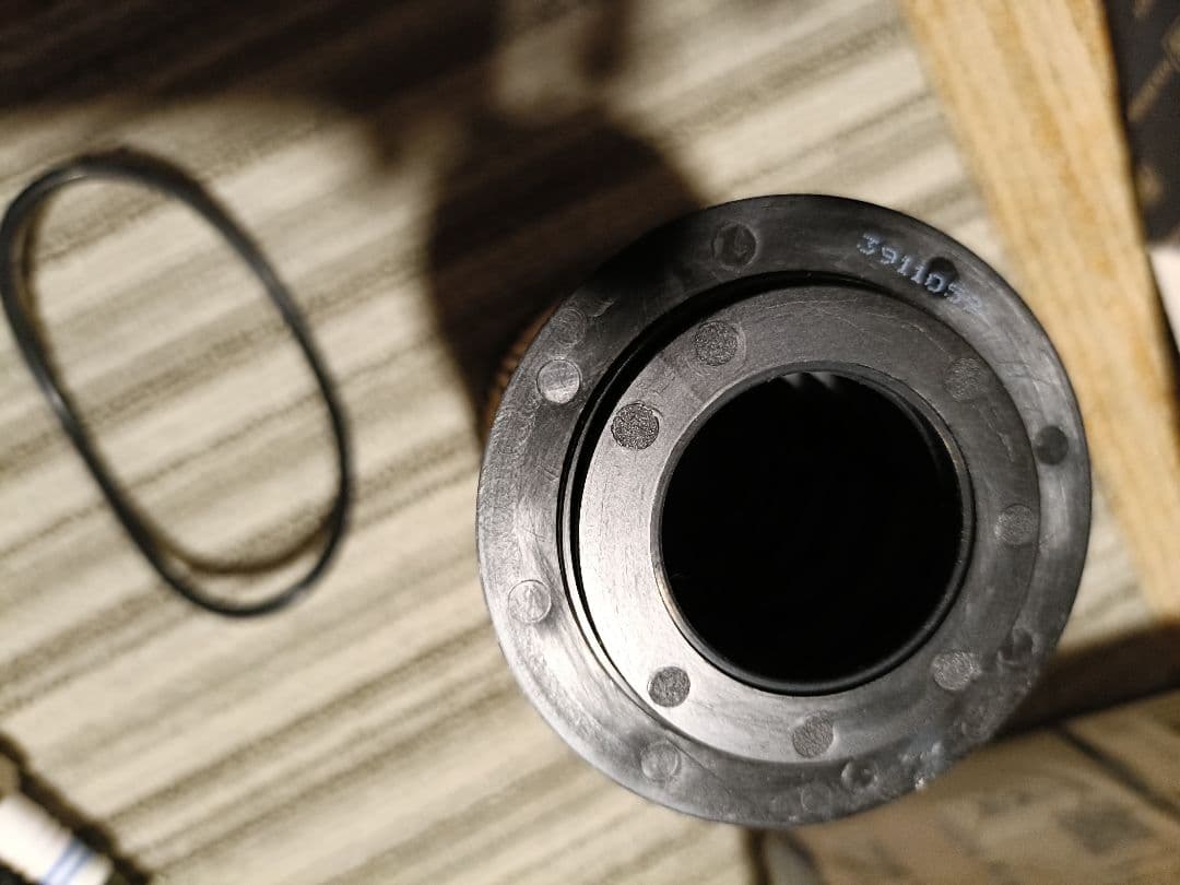 【未使用品】ポルシェ　ボクスター（９８７型）オイルフィルタ、プラグ、ドレンボルト