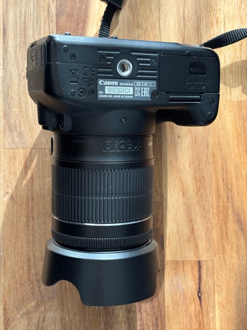 Canon デジタル一眼レフカメラ EOS Kiss X7 レンズキット