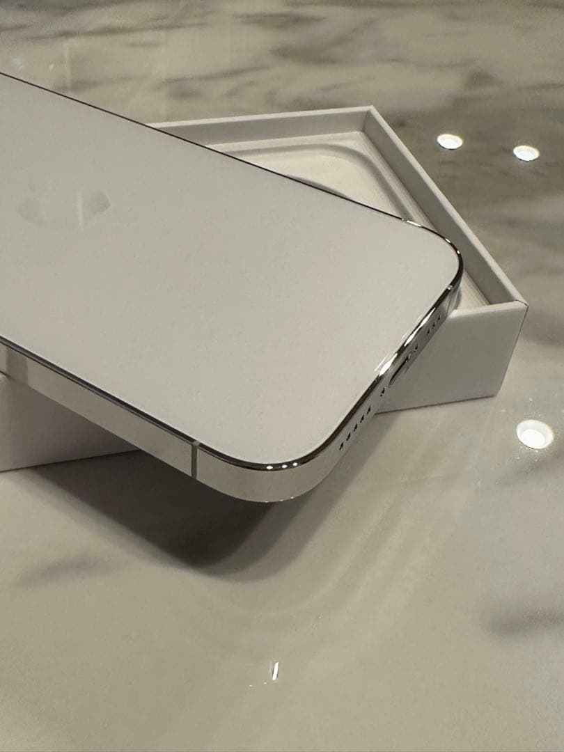 Apple iPhone 14 pro 256GB シルバー