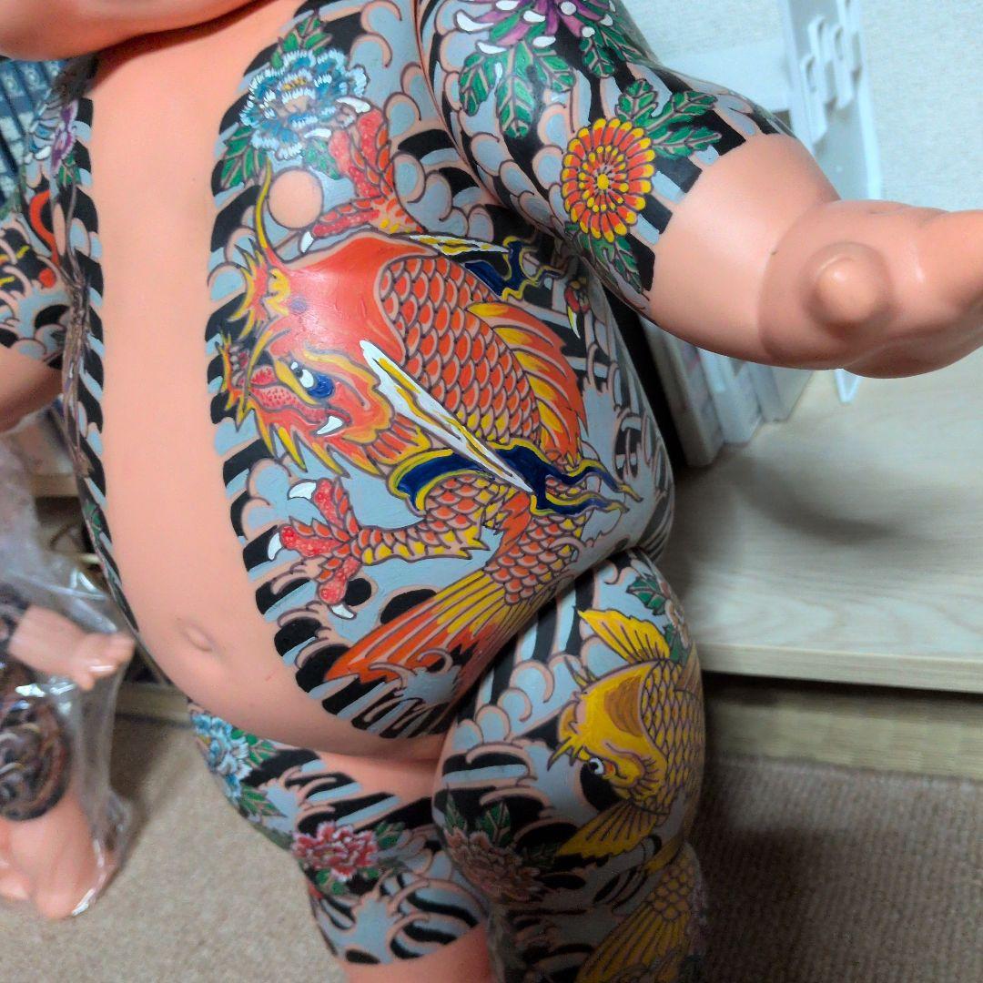 入れ墨キュービー