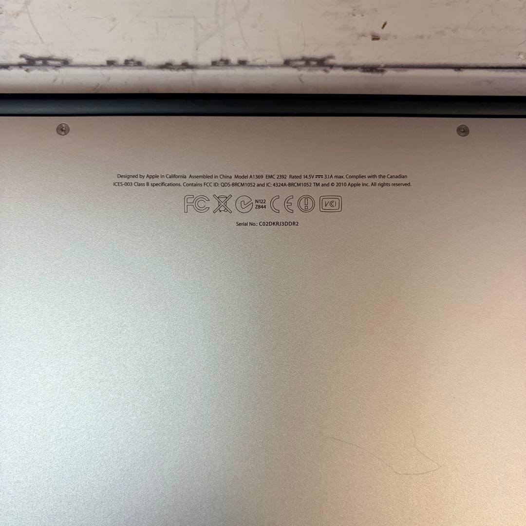 Apple MacBook AIR 2010 13インチ 256GB シルバー