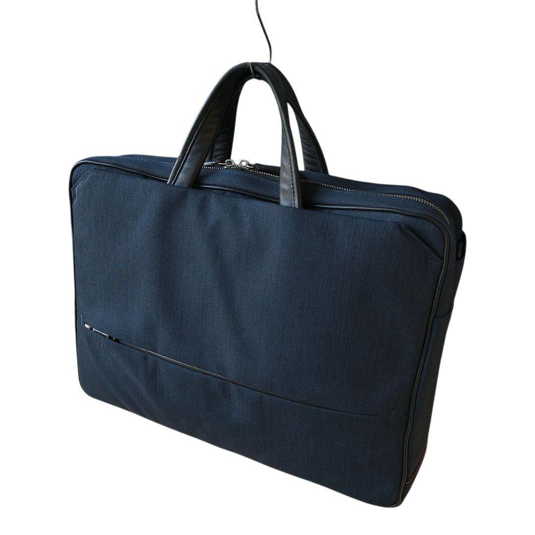 ♠しろクマ【イズイット】✨美品　3WAYビジネスバッグ　ハンド　ショルダー