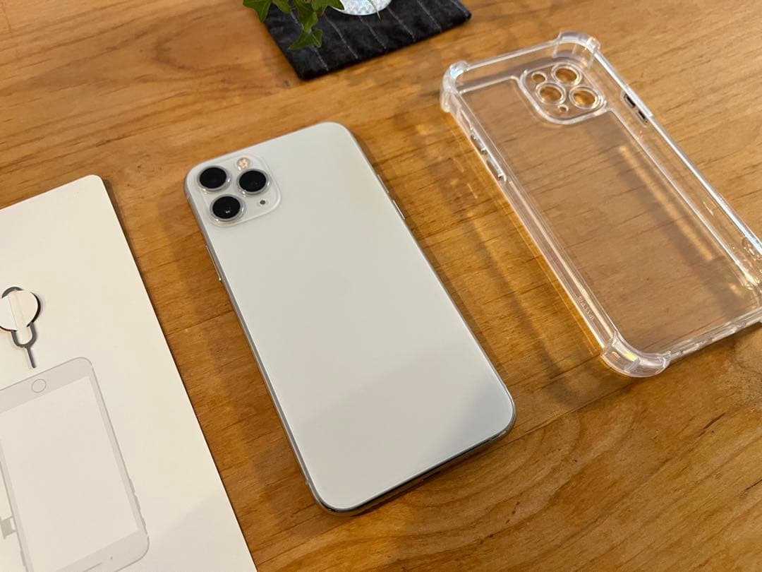 Apple iPhone 11 Pro シルバー256g本体