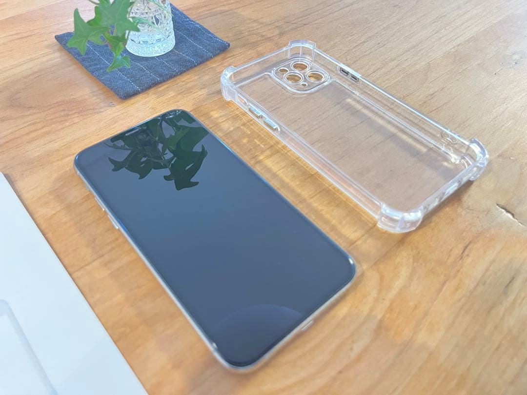 Apple iPhone 11 Pro シルバー256g本体