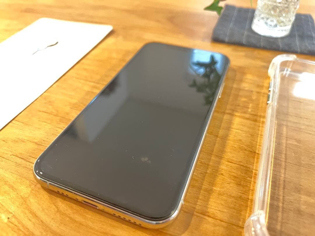 Apple iPhone 11 Pro シルバー256g本体