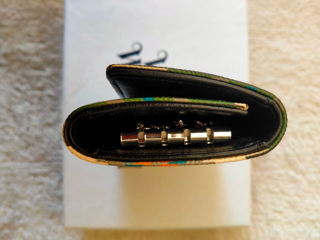 新品未使用箱付き ヴィヴィアンウエストウッド 4連 キーケース タータンチェック