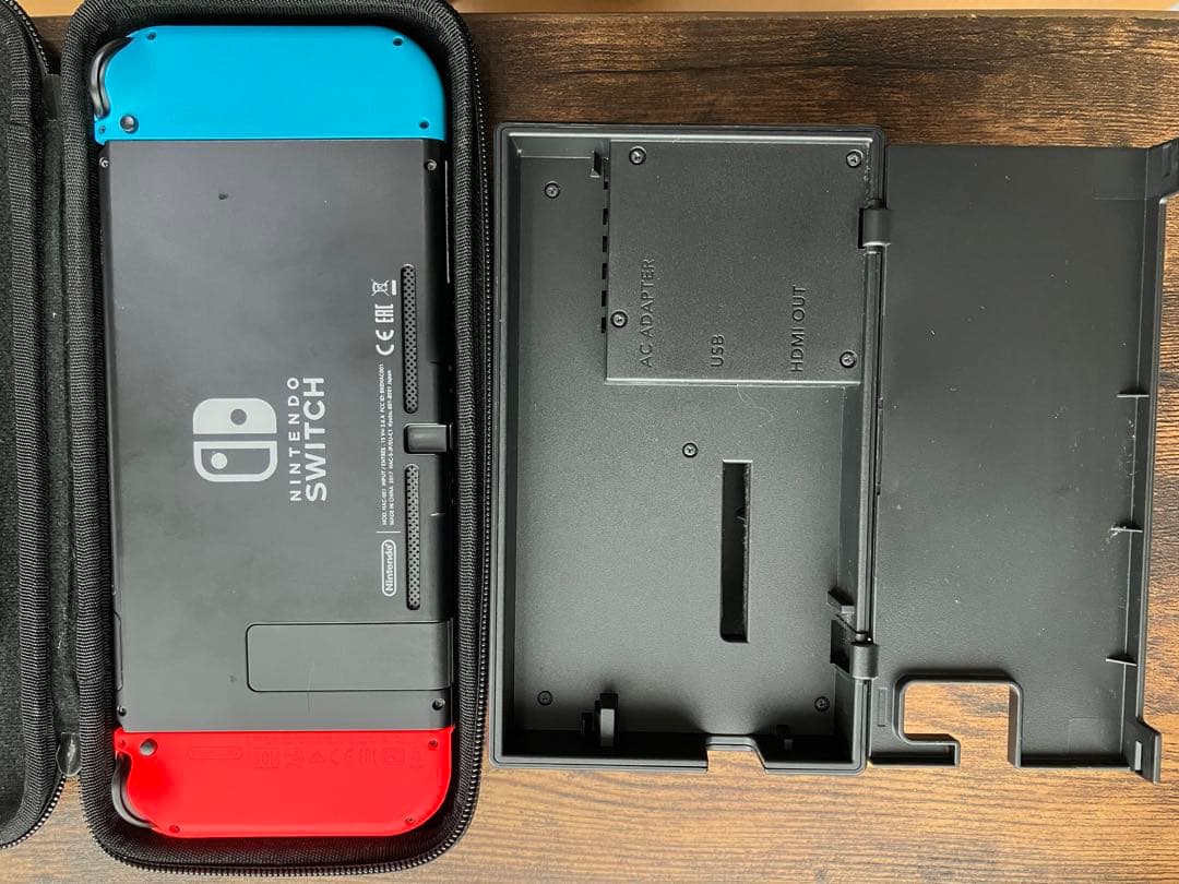 Nintendo Switch 本体 赤/青 Joy-Con 付属品