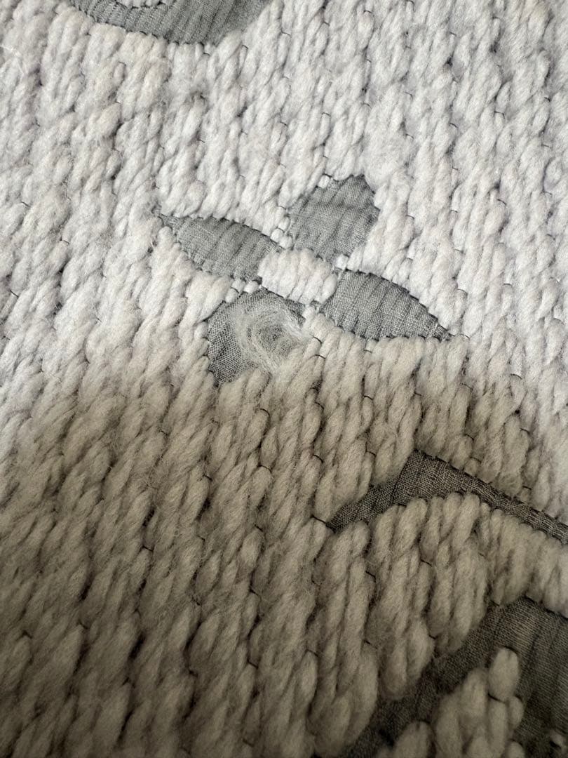 LOUIS VUITTON ロゴマニア マフラー