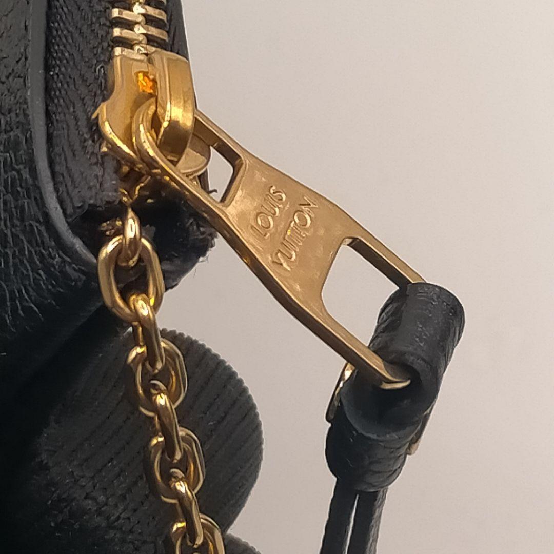 ルイヴィトン VUITTON　ポシェットクレ　アンプラント ケース 黒