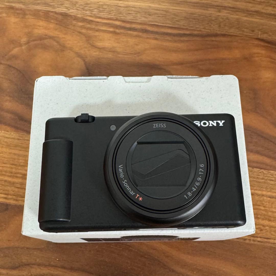 ほぼ新品SONY ZV-1Ⅱ シューティンググリップキットバッテリーチャージャー