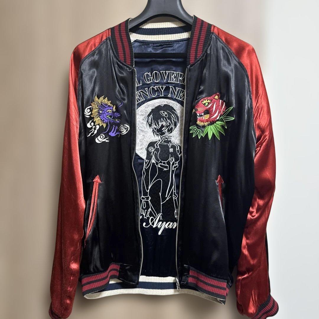 サテン素材 スカジャン 黒/赤刺繍