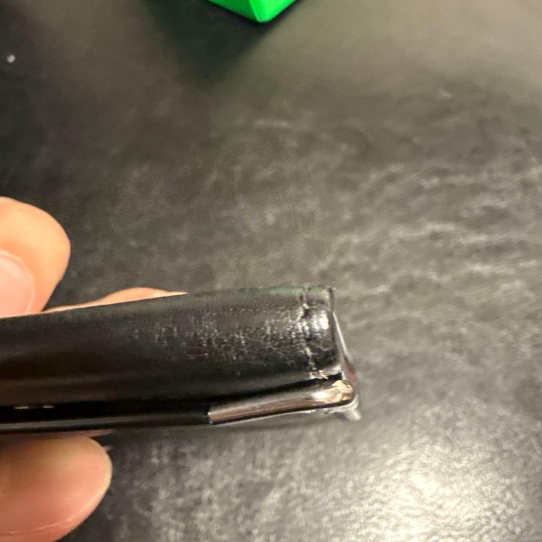 Cartier カルティエ ロゴエンボスレザーケース