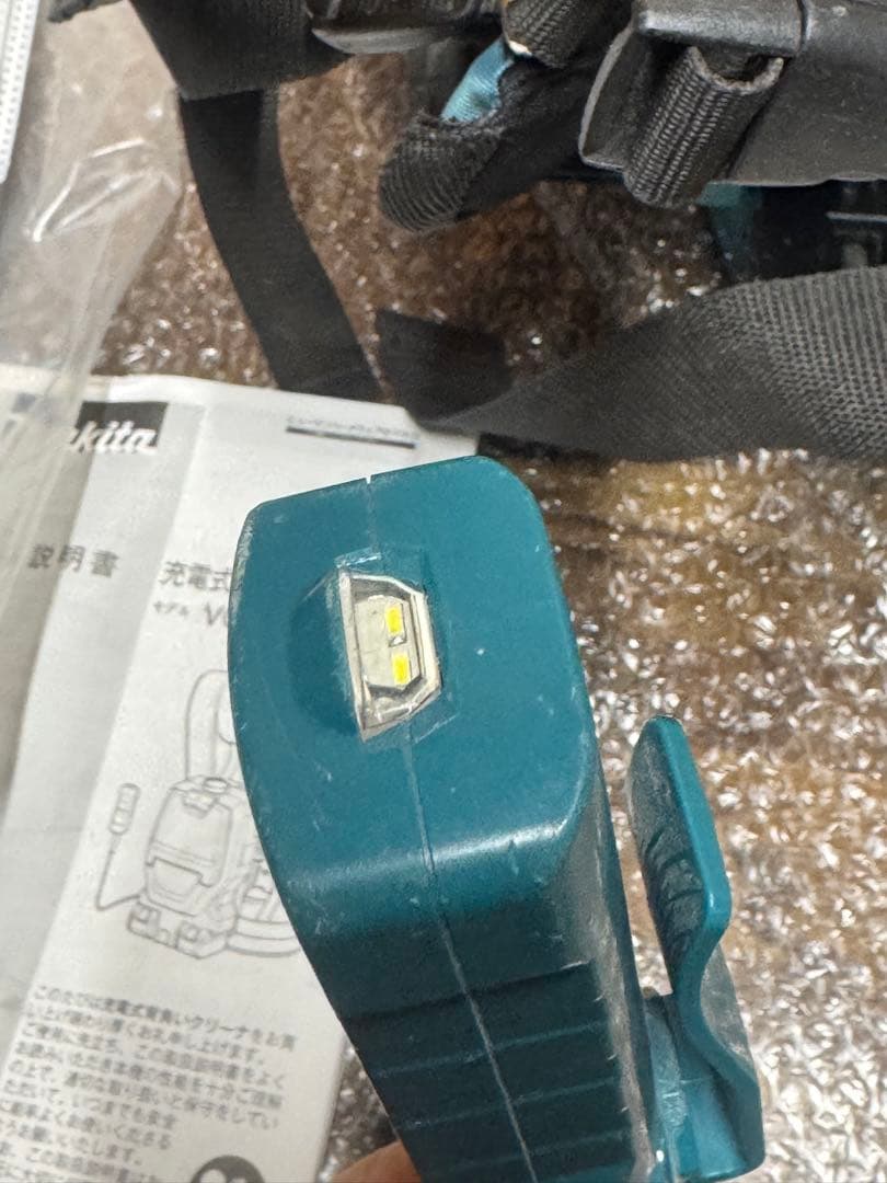 マキタ VC260D 背負式クリーナー 36V 集塵機