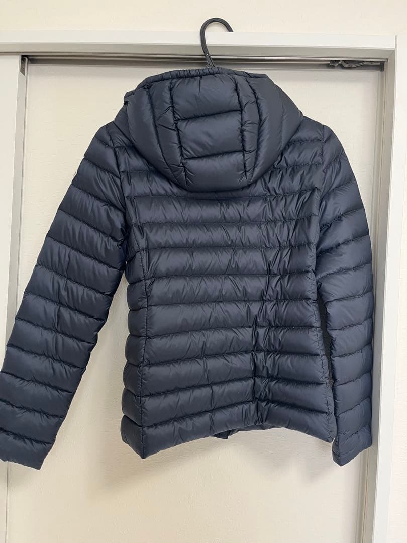 clean　MONCLER ネイビー ダウンジャケット フード付き