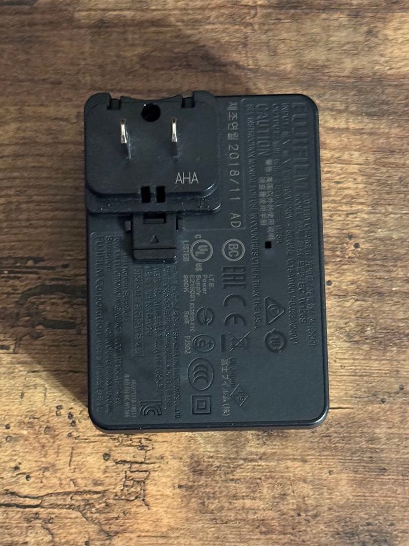 FUJIFILM X-T3 ミラーレス一眼 レンズ、ケース、予備バッテリー付き