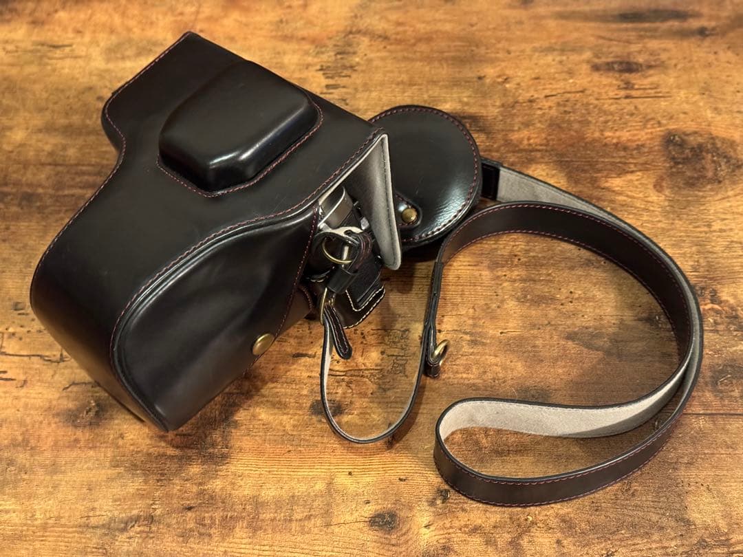 FUJIFILM X-T3 ミラーレス一眼 レンズ、ケース、予備バッテリー付き