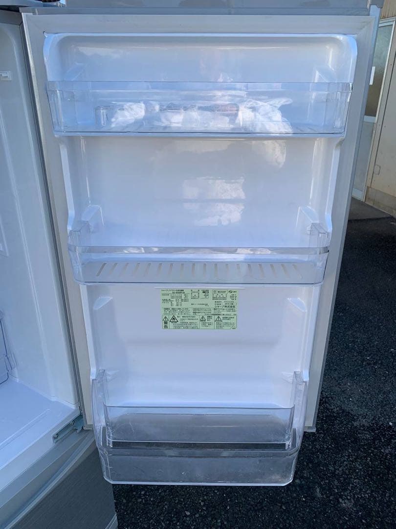 ①✅SHARPノンフロン冷凍冷蔵庫✅ ✅SJ-ES26Y-S✅送料設置無料