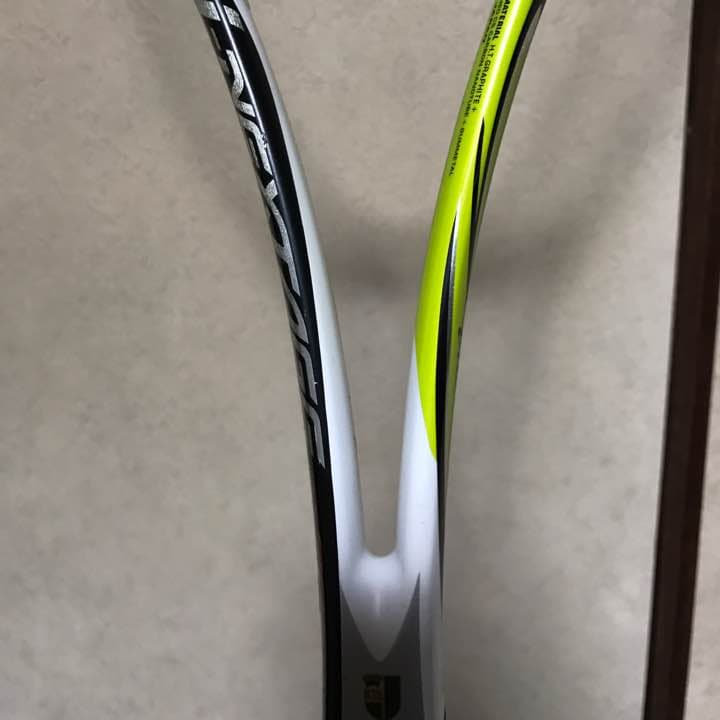 ソフトテニスラケット アイネク70s 後衛用