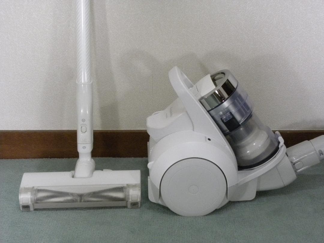 Panasonicサイクロン掃除機MC-SR590Kからまないブラシ