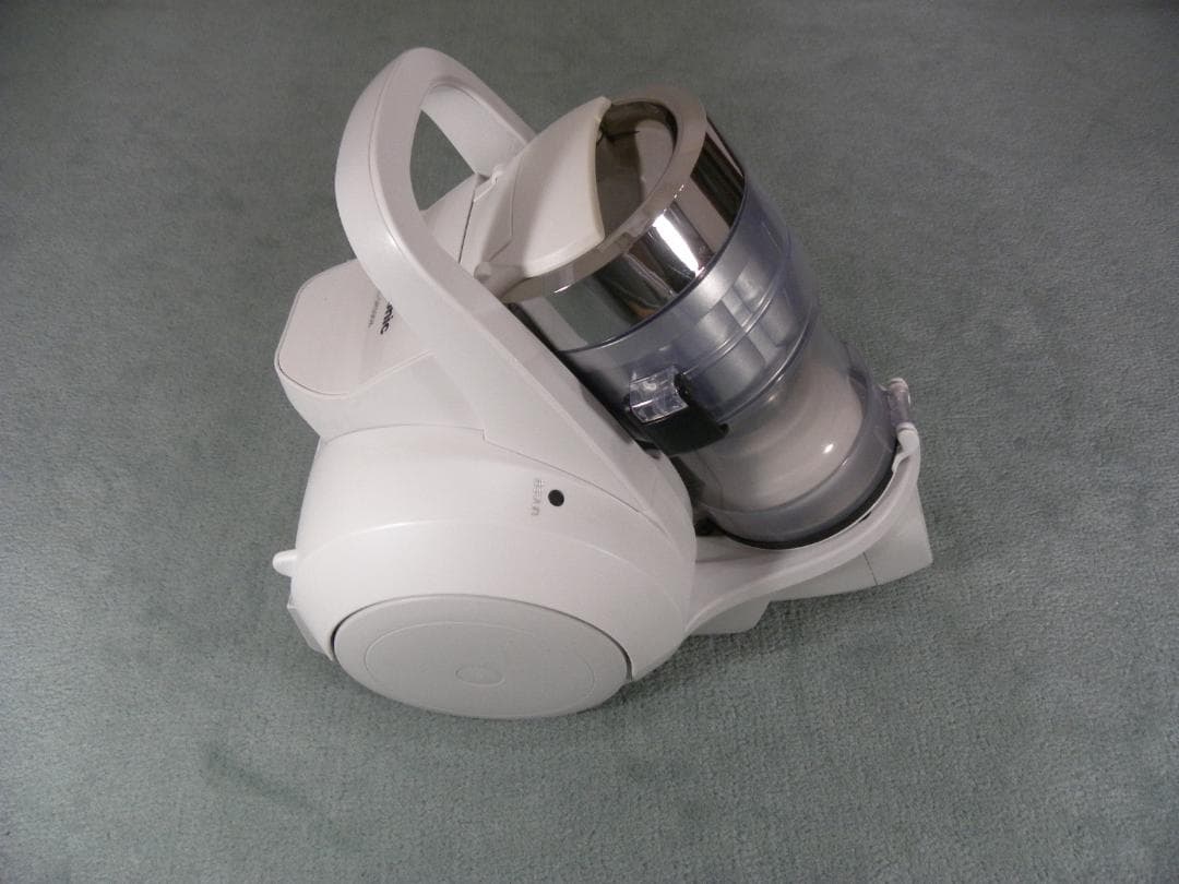 Panasonicサイクロン掃除機MC-SR590Kからまないブラシ