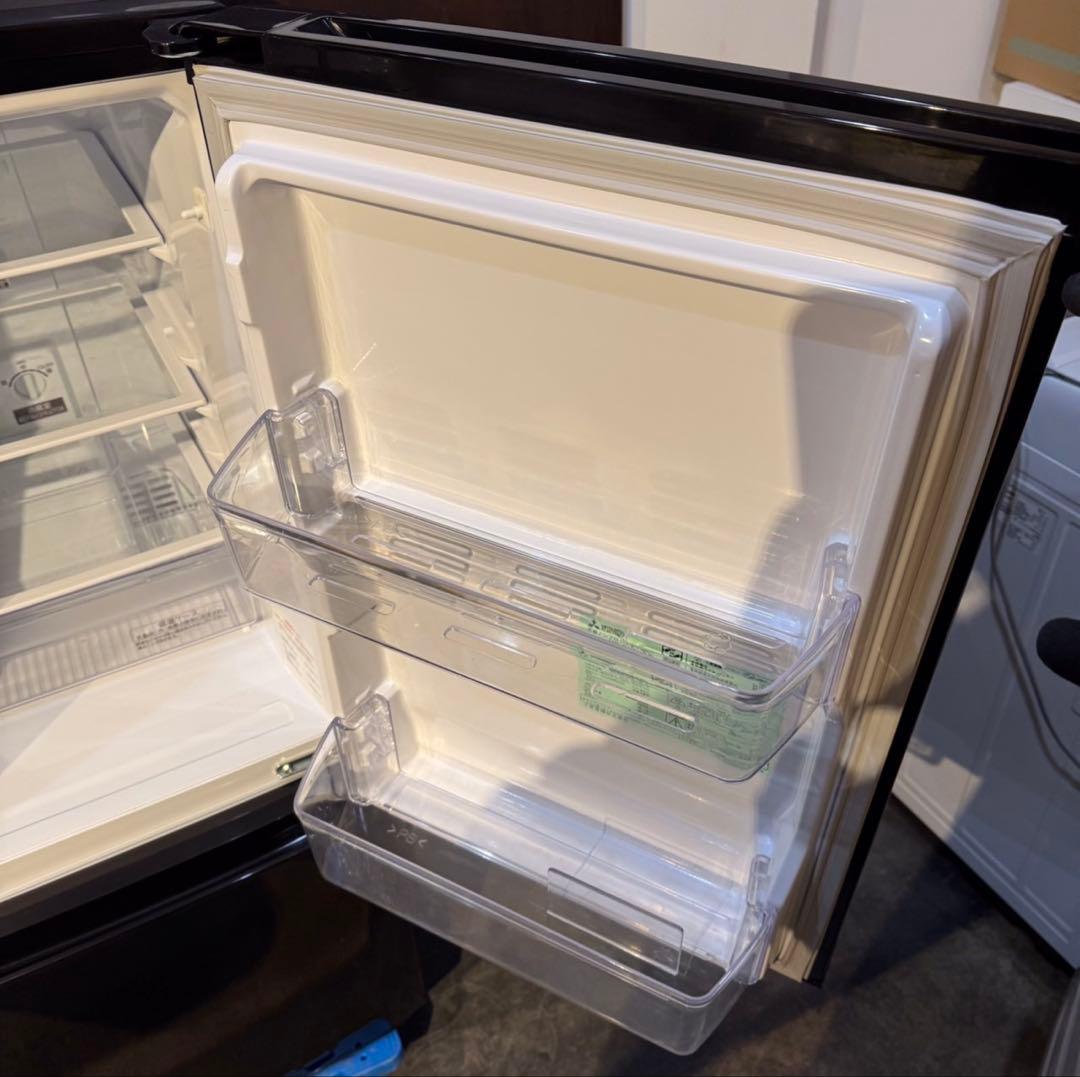 C23★2019年製★三菱　冷蔵庫　ブラック　黒　一人暮らし　洗濯機