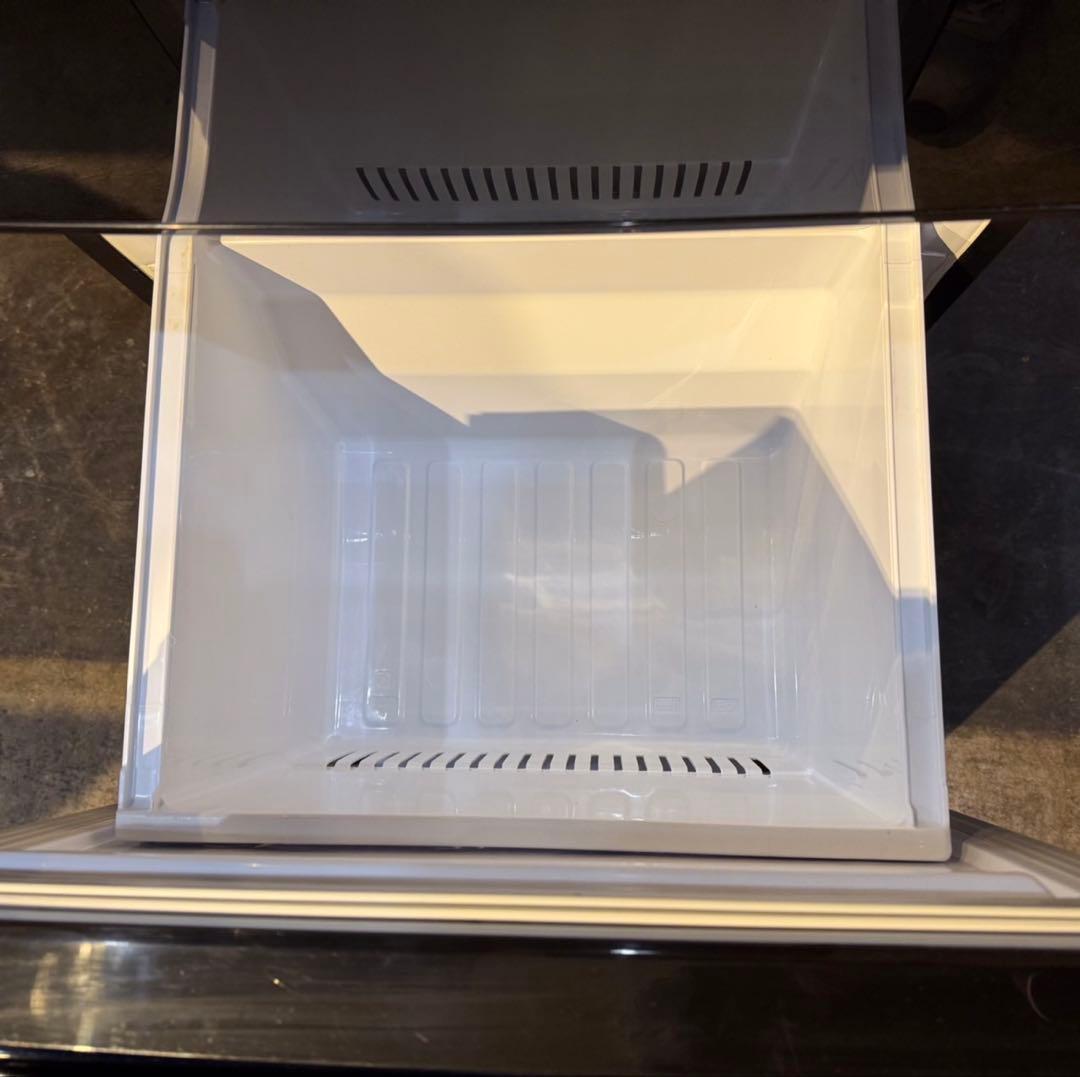 C23★2019年製★三菱　冷蔵庫　ブラック　黒　一人暮らし　洗濯機